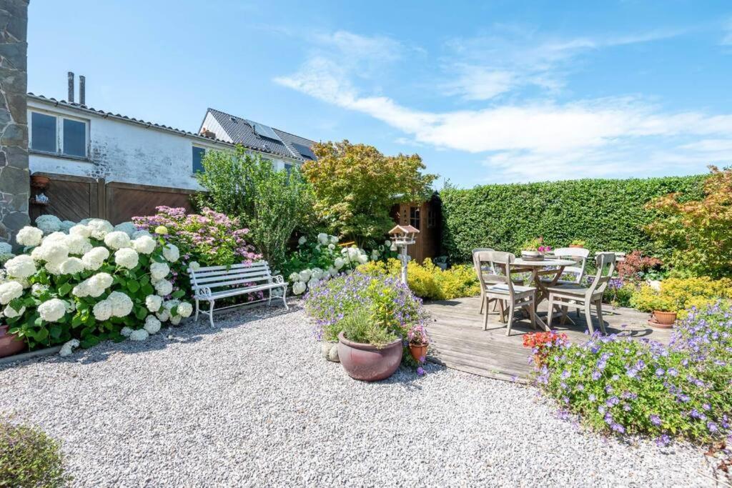 Charming House With Garden Βίλα De Haan Εξωτερικό φωτογραφία